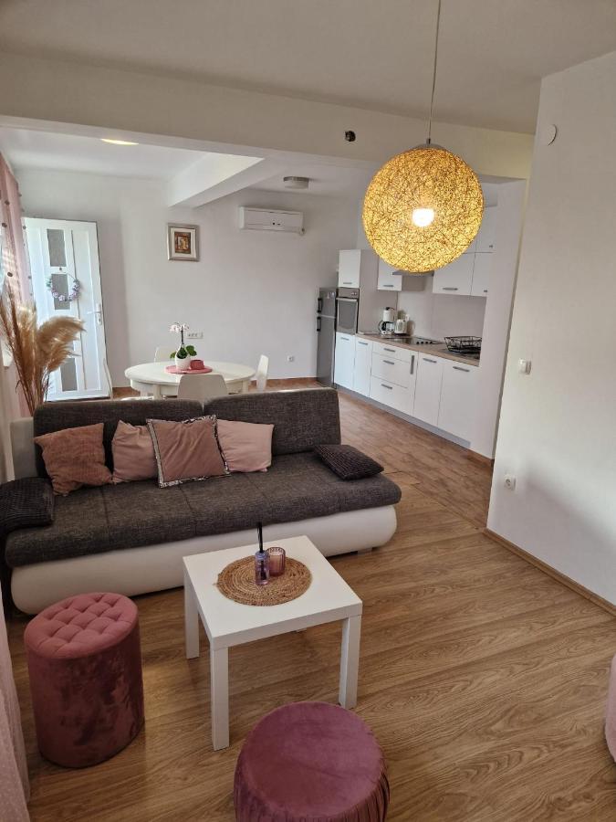 Apartment Dome Biograd Na Moru Eksteriør bilde
